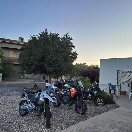 Alma Bed & Breakfast Sennariolo Exterior photo
