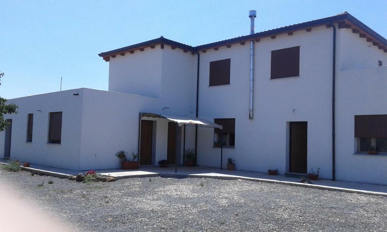 Alma Bed & Breakfast Sennariolo Exterior photo