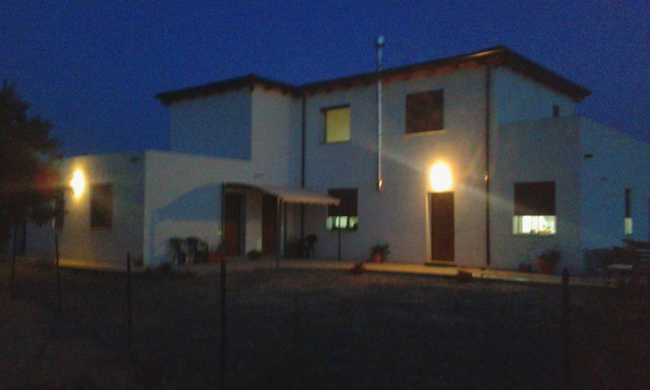Alma Bed & Breakfast Sennariolo Exterior photo