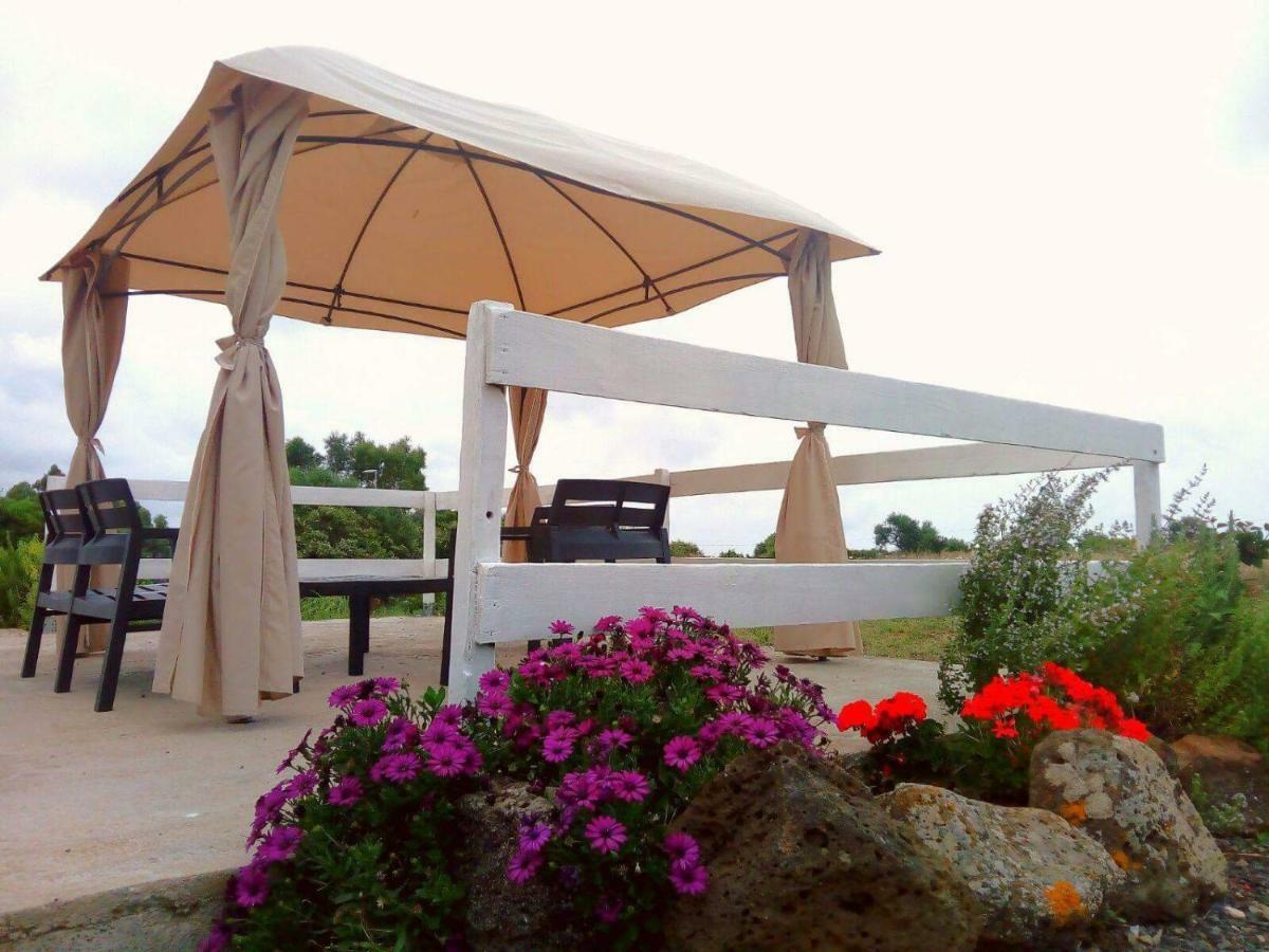 Alma Bed & Breakfast Sennariolo Exterior photo